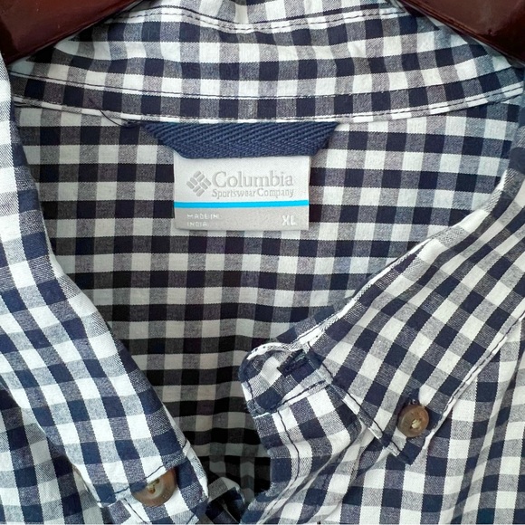Columbia-Men’s Button Down Collared Shirt-Navy Checkered Pattern-Size XL - Picture 4 of 10